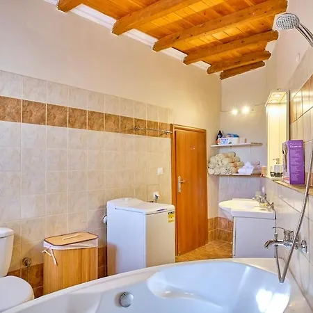 Casa de Férias Sanos Agios Georgios Pagon